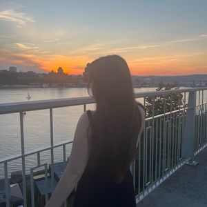 Meet your Posher, Joséphine